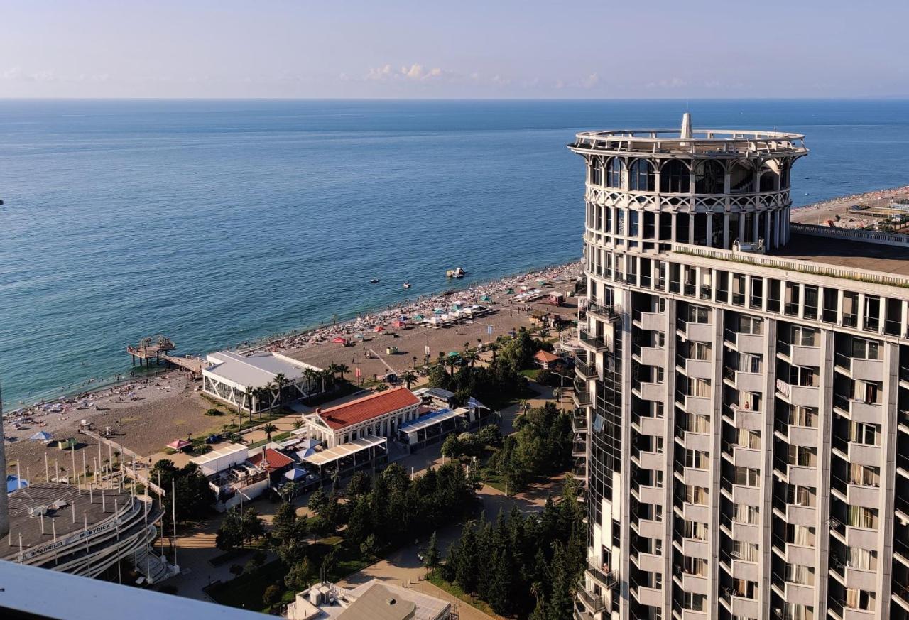 Black Sea Towers Batumi Exterior photo