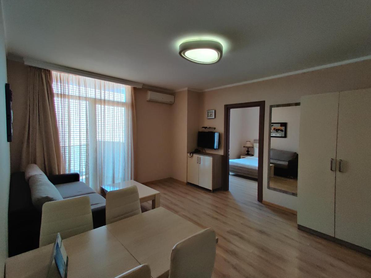 Black Sea Towers Batumi Exterior photo